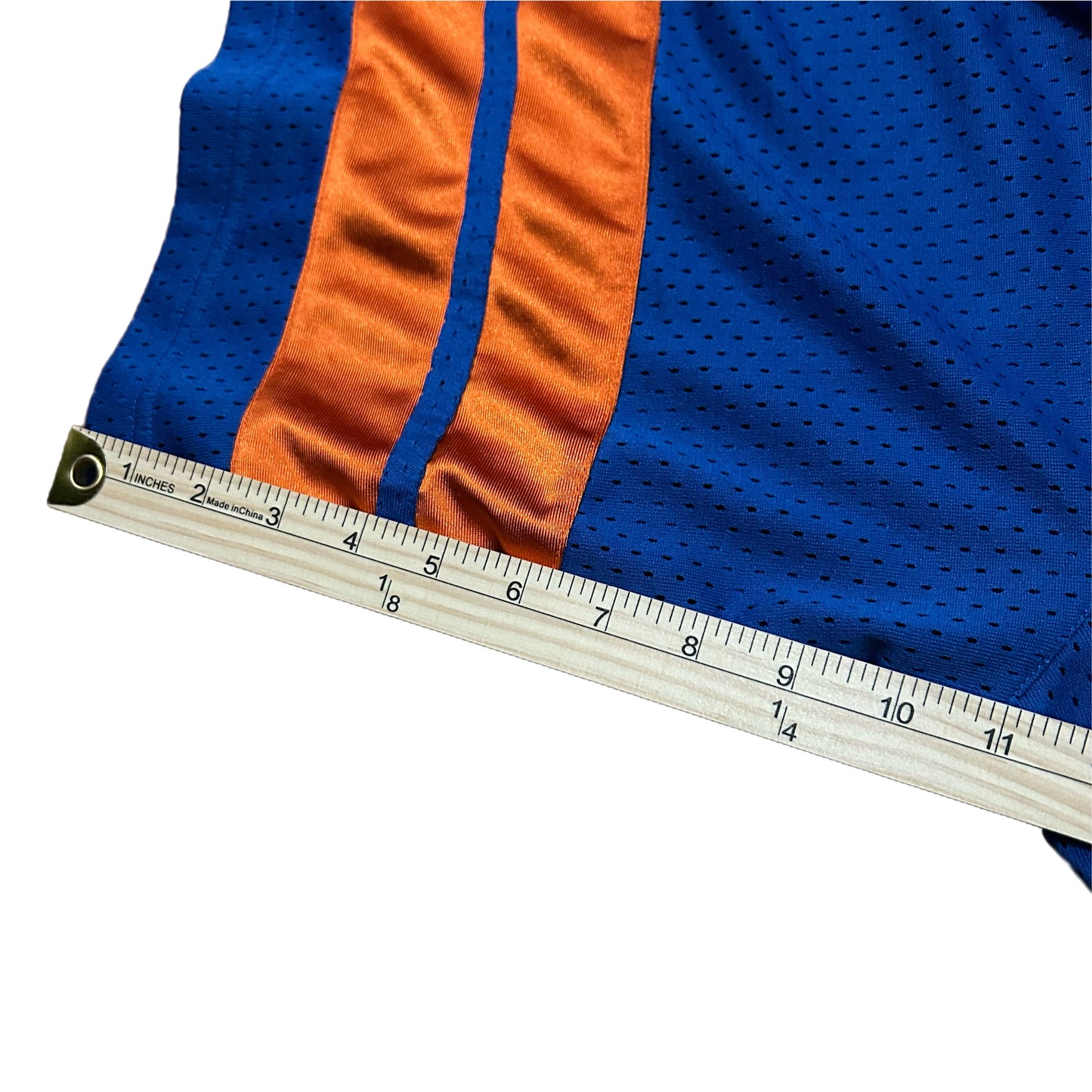 (XL) Y2K Nike Basketball Knicks Mesh Shorts